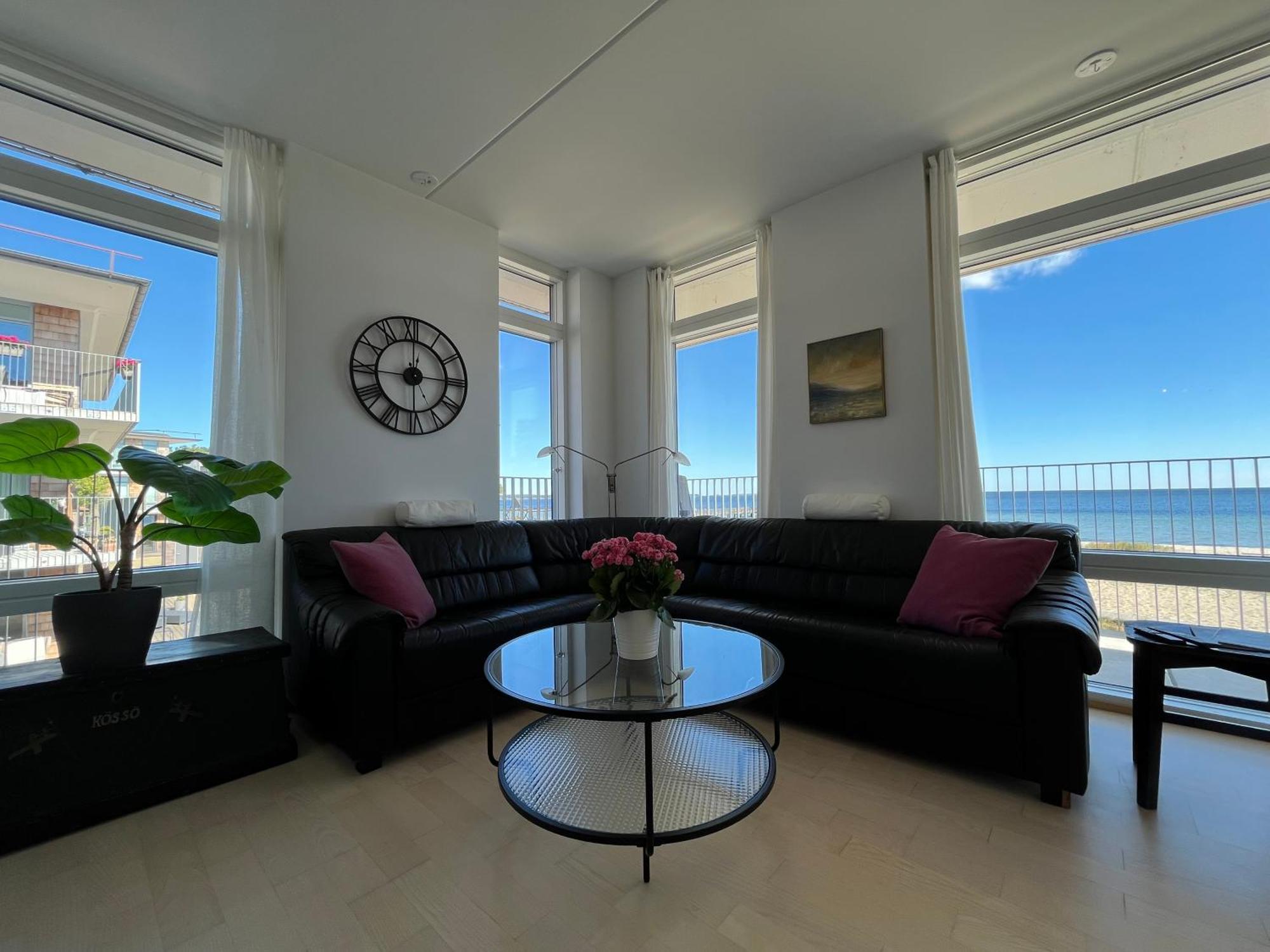 ÅhusBrygga Apartment Hotel Bagian luar foto